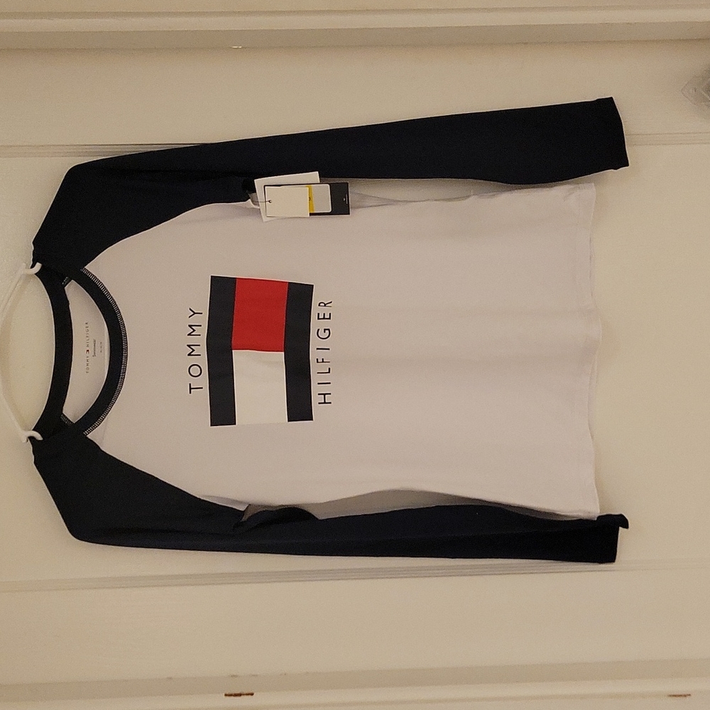 Tommy Hilfiger water shirt